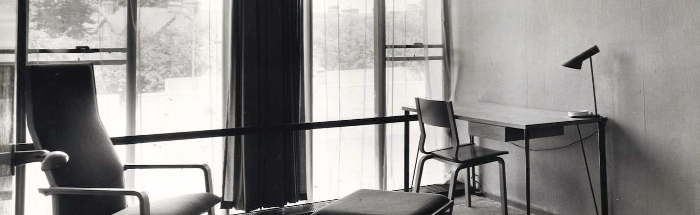 Know Your History: Who Was Arne Jacobsen?